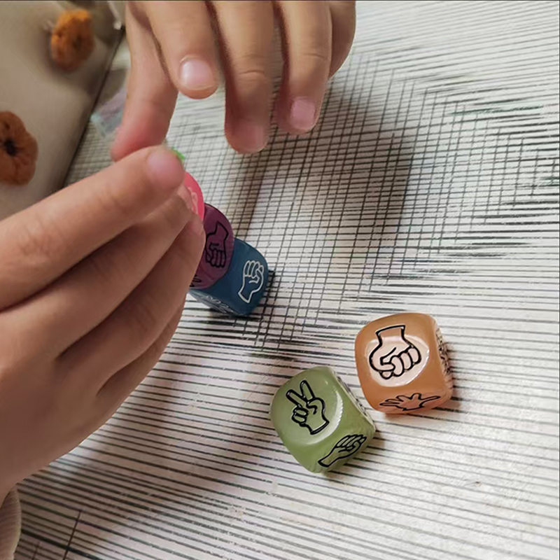 5PCS Finger Guessing Game Dice - Party Games For 17 Year Olds recension och pris